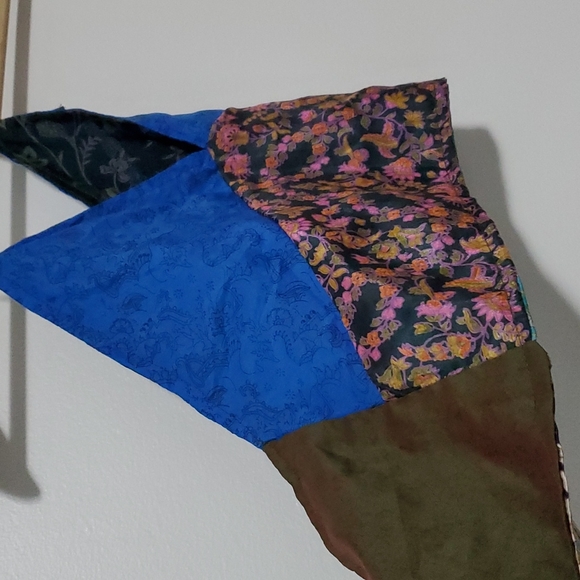 🤎 3/$20 🤎 Reversible Crop Top - Picture 2 of 4